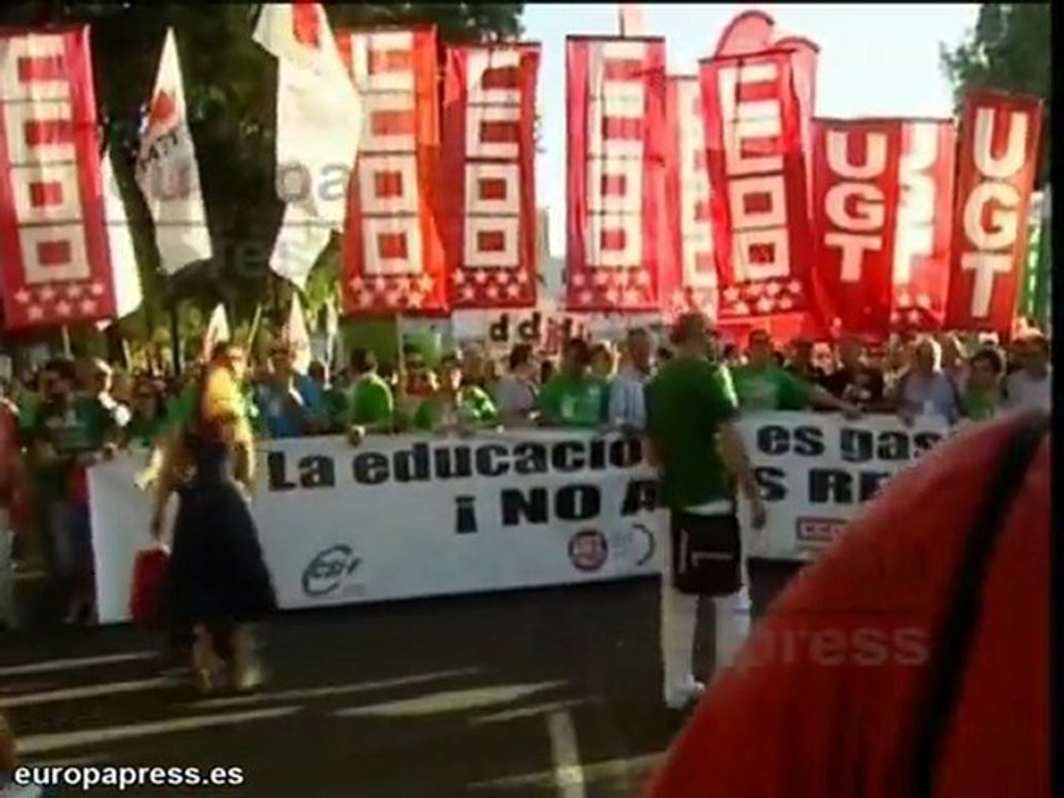 CC.OO. denuncia la avalancha de recortes en educación