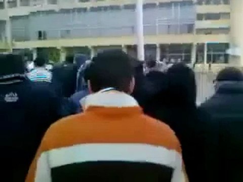 فري برس حلب كلية الاداب مظاهرة صباحية 25 1 2012