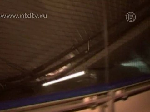Крыша стадиона упала во время тренировки