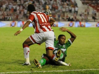 Un joueur se fait découper en plein match !