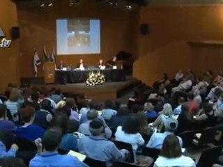 Learning about the Holocaust