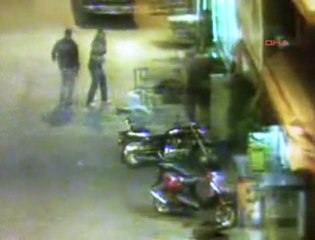 3 Kişinin Öldüğü Silahlı Saldırı MOBESE'ye Yakalandı