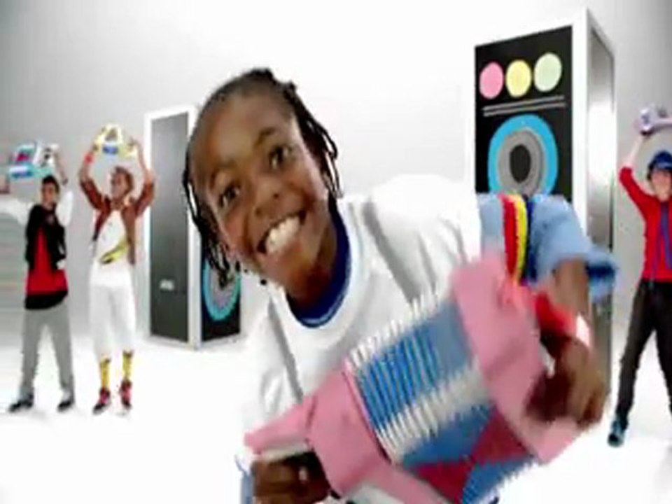 Bob Sinclar feat Colonel Reyel et  Mr Shammi  " Me not a Gangsta" (official video)