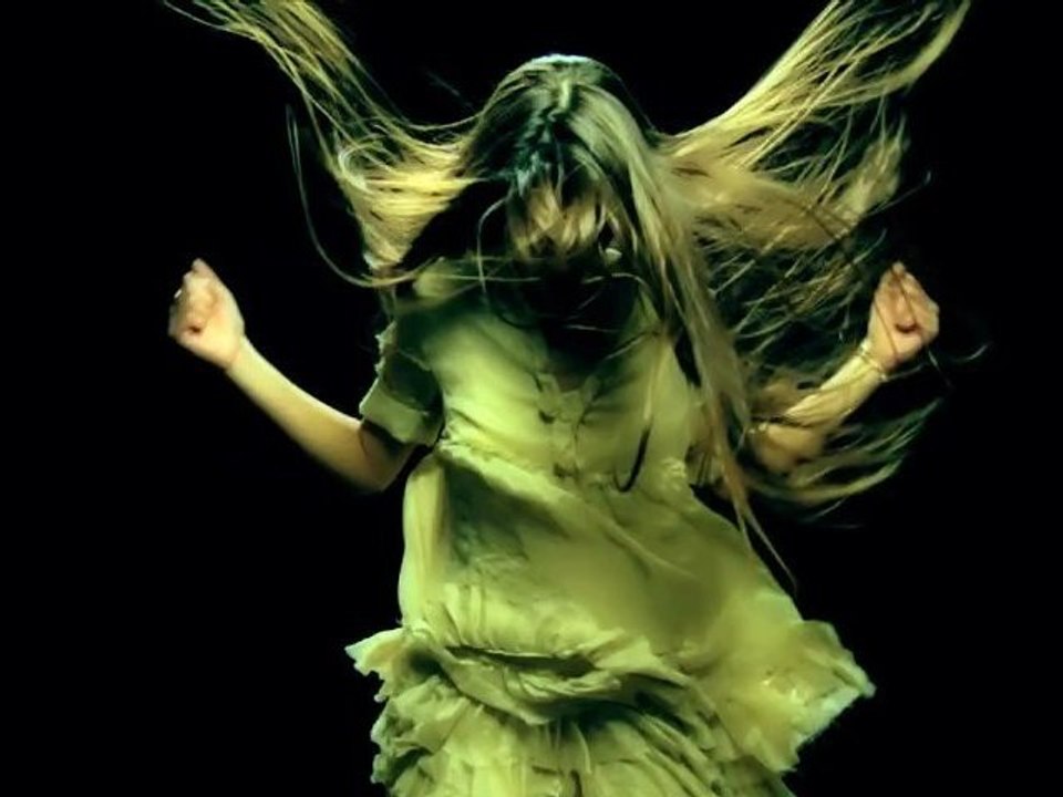 DEMY - Μόνο Μπροστά OFFICIAL VIDEO CLIP