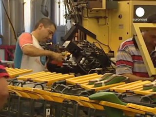 Investors switch debt focus to Portugal