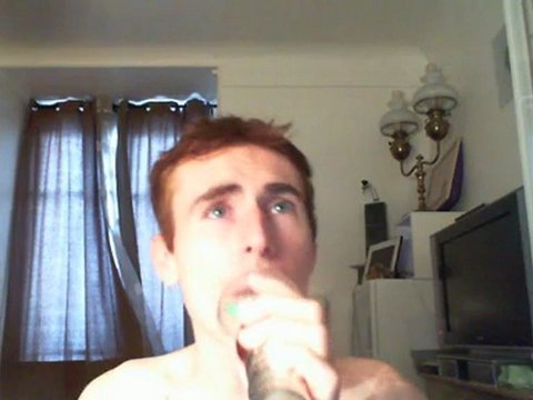 Wiwi égratigne puisque tu me vois d'en haut de Miss Dominique