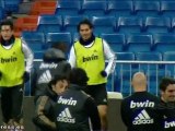 El Madrid entrena sin Di María y Khedira, lesionados