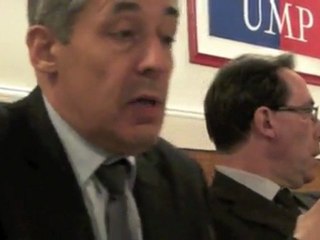 Henri Guaino en meeting à Tarbes