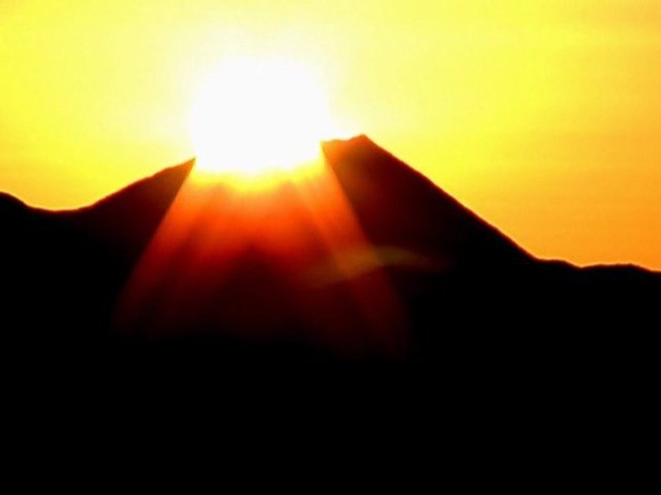 " Also Sprach Zarathustra " / Rising Sun from The Top of MT Fuji