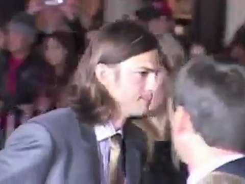 Mary-Louise Parker replaces Demi Moore