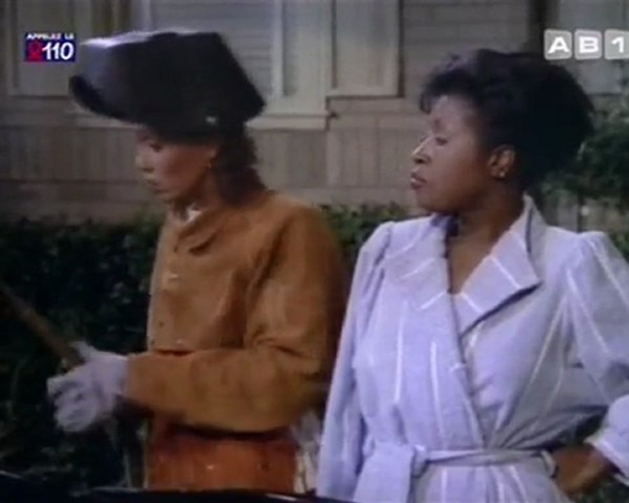 La Vie de Famille S1E7 "Rachel Reine du chalumeau"