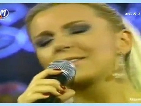 Ayşe İnak Ekiz ~ Unutulmuş birer birer.HD