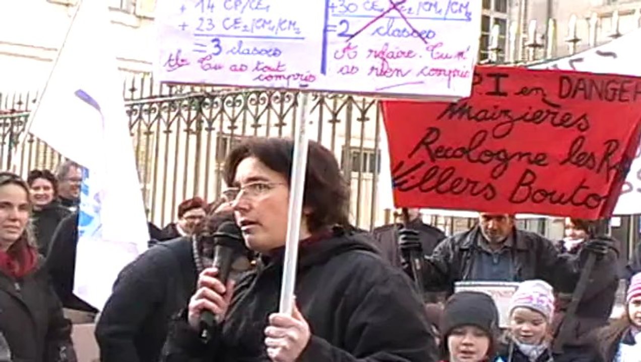 VESOUL : LES ECOLES DE HAUTE-SAONE EN COLÈRE