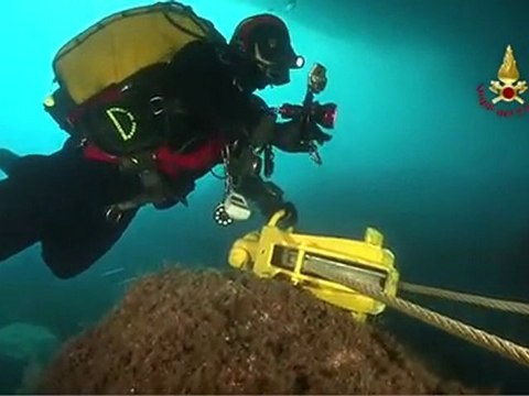 Isola del Giglio - Costa Concordia - VVF nuova ispezione SMZ