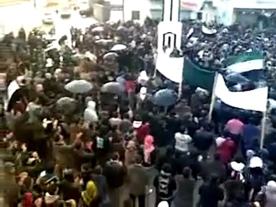 فري برس   حمص الحولة جمعة حق الدفاع عن النفس 27 1 2012 ج2