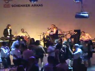 Deniz Çevik -Bir Garip Yolcu