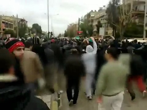 فري برس حلب جامع آمنة جمعة حق الدفاع عن النفس مظاهرة حاشدة 27 1 2012