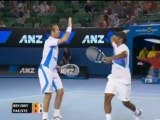 Paes y Stepanek ganan los dobles