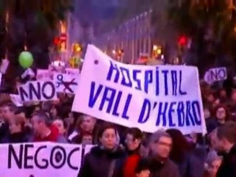 Thousands protest austerity measures in Barcelona
