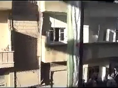 فري برس كفرتخاريم الجيش الحر والأهالي في أجمل لوحة 28 1 2012 ج2