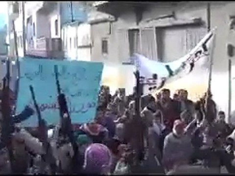 فري برس كفرتخاريم الجيش الحر والأهالي في أجمل لوحة 28 1 2012 ج1