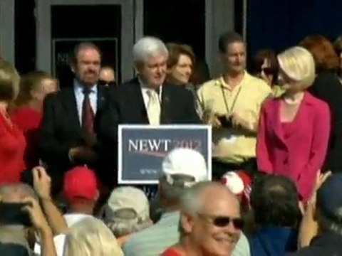 Mitt Romney mocks rival Newt Gingrich