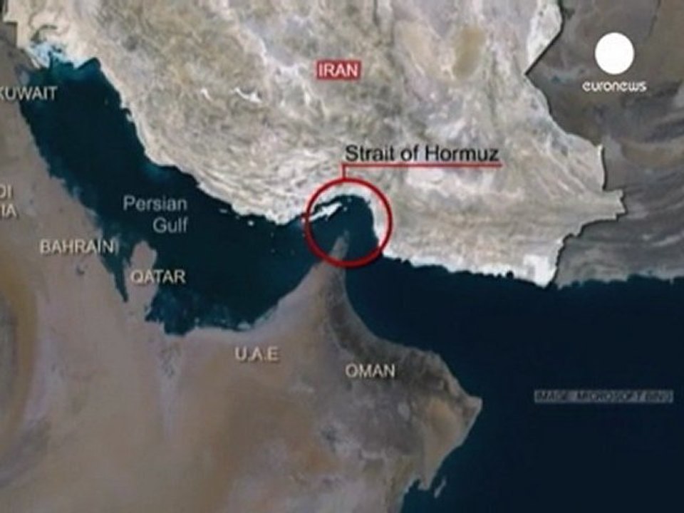 Protesters greet UN nuclear inspectors in Iran