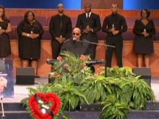 Christina Aguilera sings at Etta James' funeral