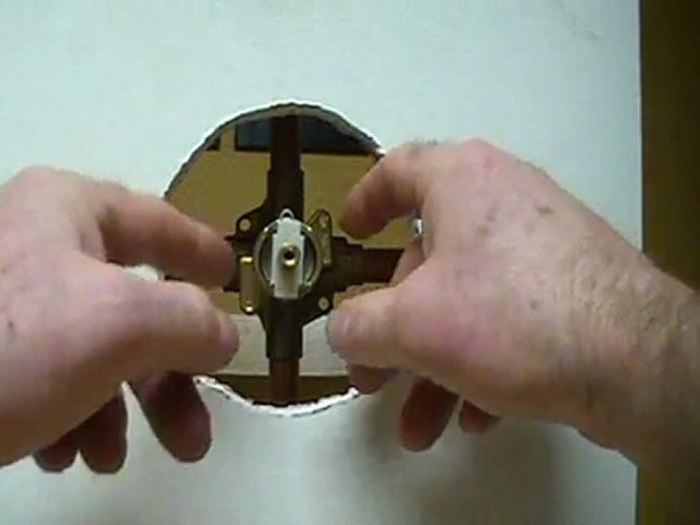 How To Repair A Single Lever Moen Faucet For A Shower Or Tub And