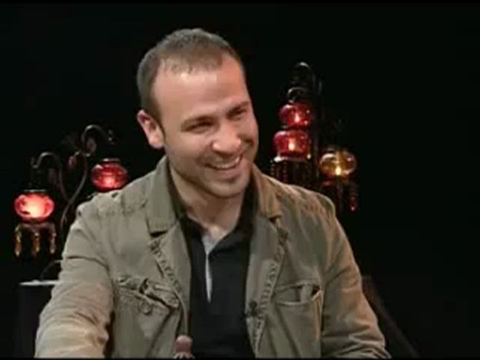 Kahraman Tazeoğlu Uyanma Yılmaz k..