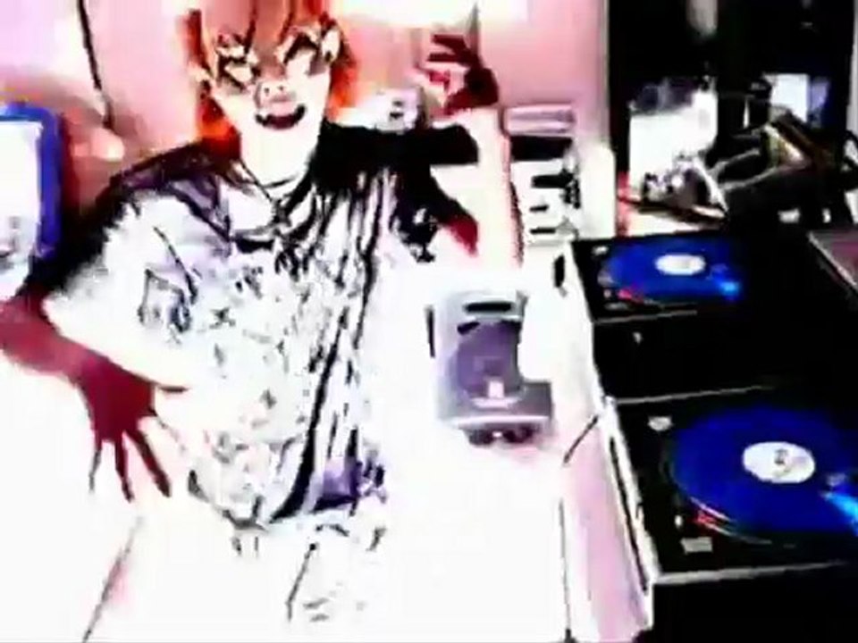 Dejawu faiq-Happy New Year Deep Fear 2011  (mix video version )