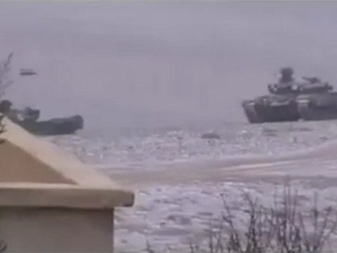 فري برس ريف دمشق رنكوس القلمون الدبابات تحاصر البلدة من كل الجهات 27 1 2012