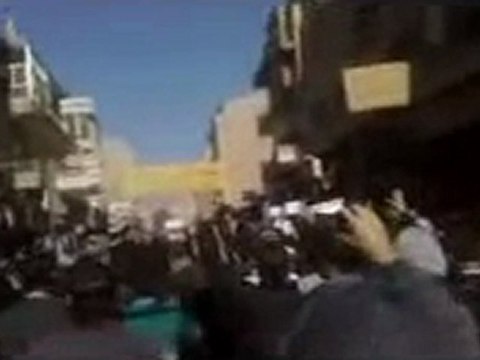 فري برس ديرالزور مظاهرة صباحية شارع حسن طه 29 1 2012 ج2