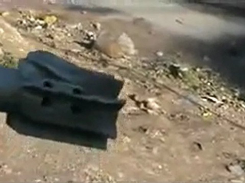 فري برس   حمص الرستن اثار تدمير المنازل وقطع الكهرباء 28 1 2012