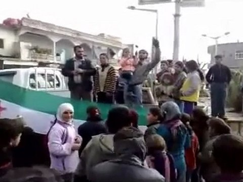 فري برس حماه كرناز دعاء جميل لطفلة حرة على الطاغية بشار 28 1 2012