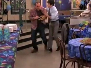 Магьосниците от Уейвърли Плейс сезон 3 епизод 18