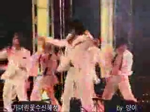 HyeSung Hurts His Knee in 2001 Wild Eyes Perf