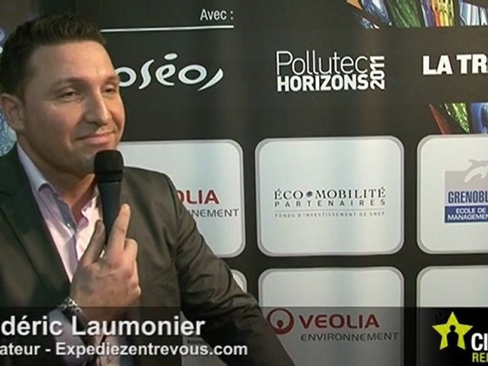 Avec Expediezentrevous les voyageurs du monde entier deviennent votre facteur