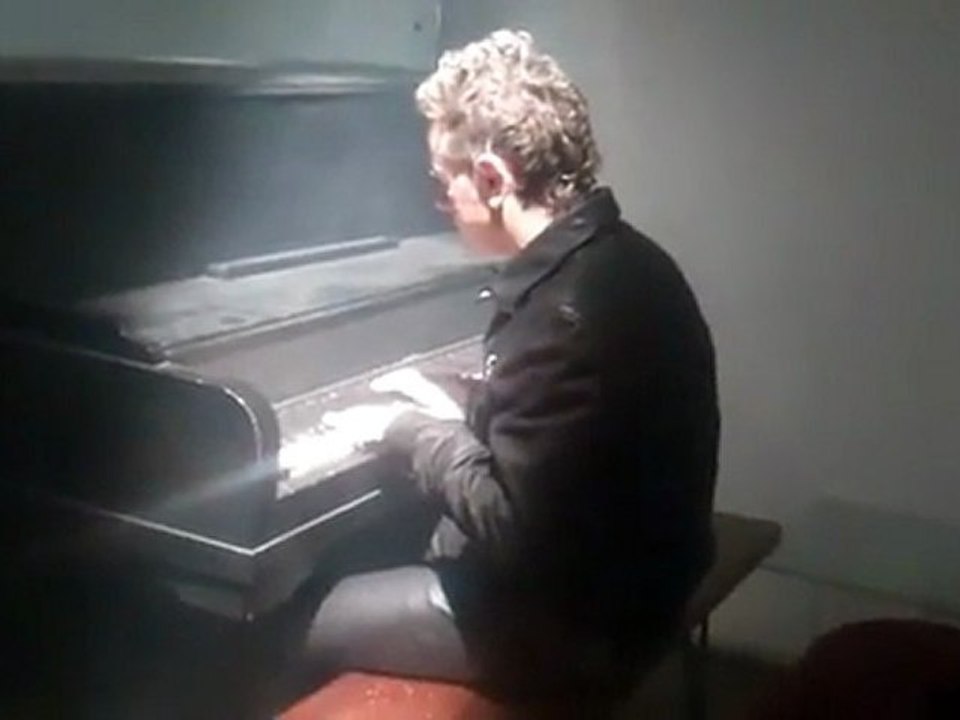 Martin L Gore