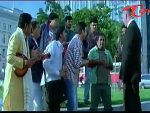 Telugu Comedy - Brahmanandam Gets Kicked By A Whiteman