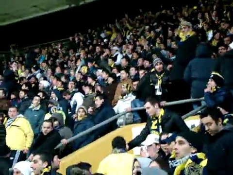 Omuz Omuza ve Kaldıralım Kupaları - 290112