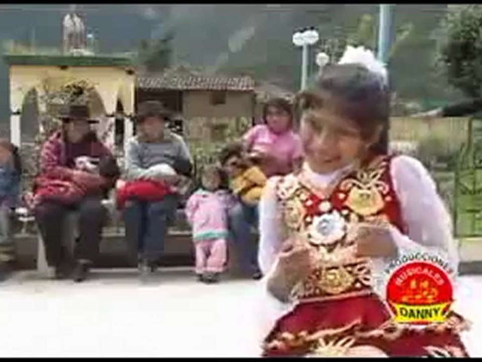 Nena del tot a 100