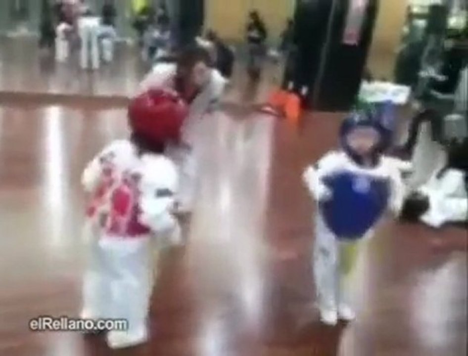 Combat pin i pon