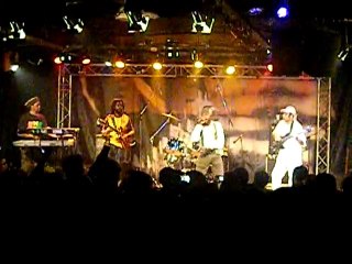 New morning 2009 Perfect - Hand cart bwoy