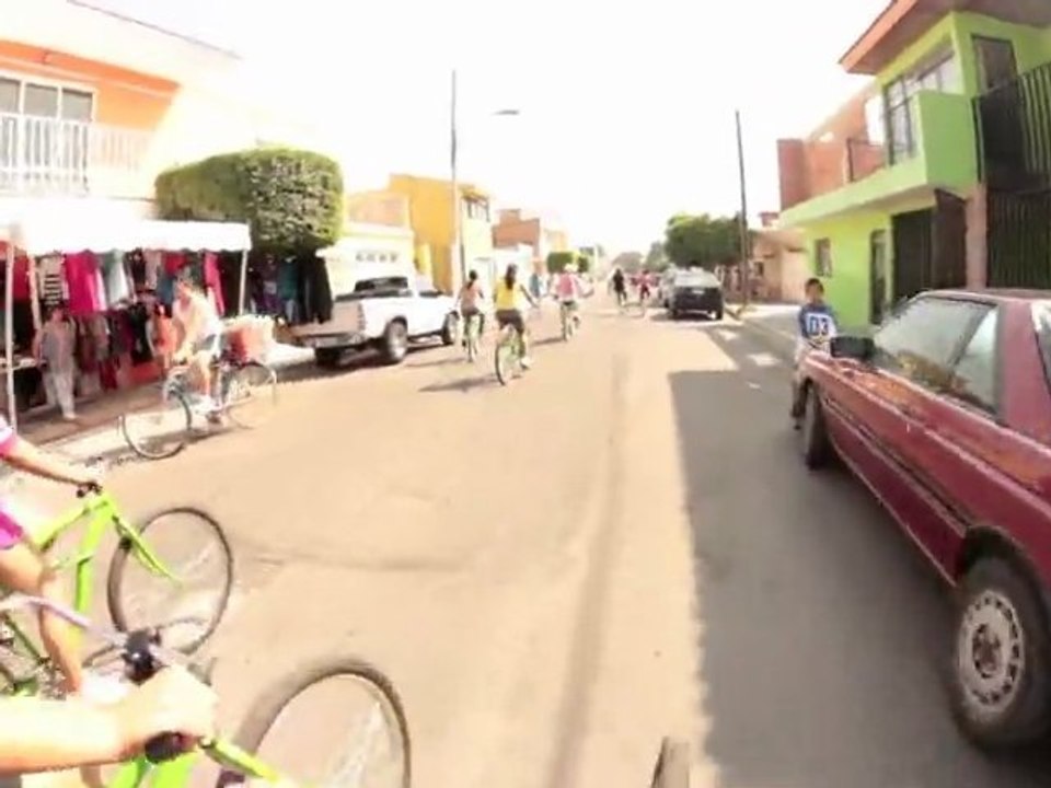 Pedaleando mi colonia