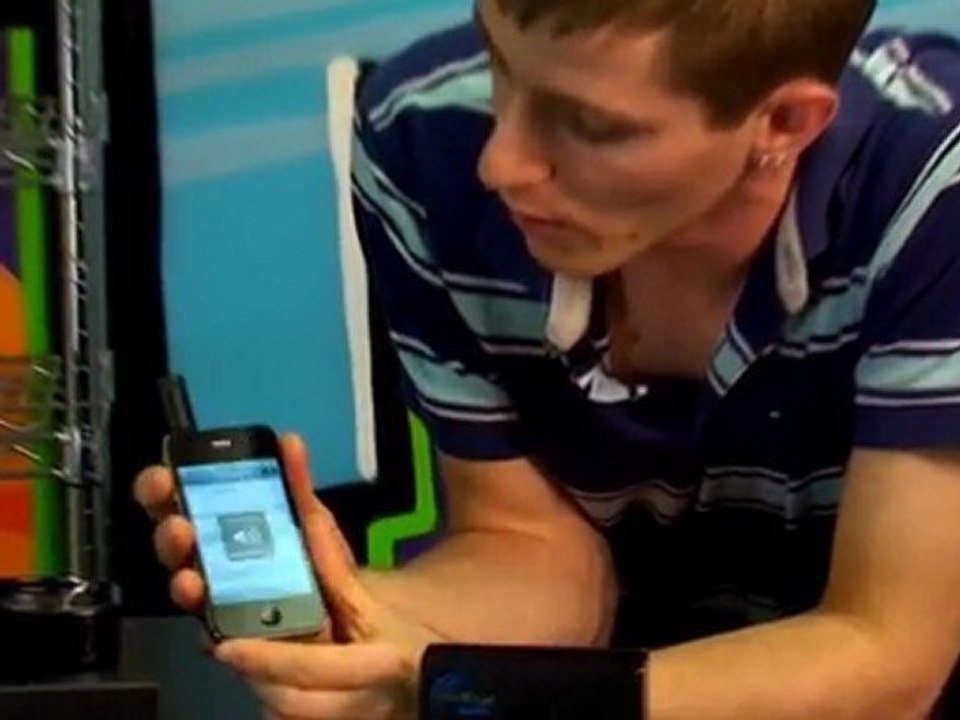 ThinkFlood Red Eye IR Transmitter System for iPod iPad iPhone Overview NCIX Tech Tips