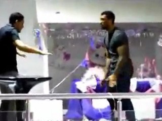 Colin Kazim Richards Dancing