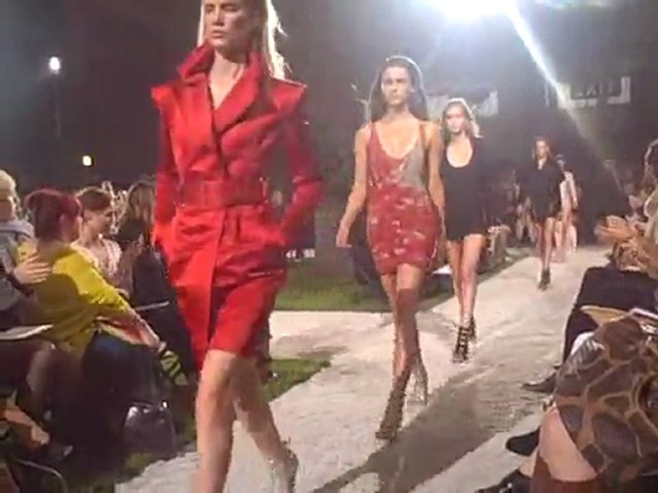 LFW S/S 2010: Julien Macdonald finale