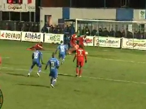 Foot N1 : Le Poiré Sur Vie - Paris FC (1 à 1)