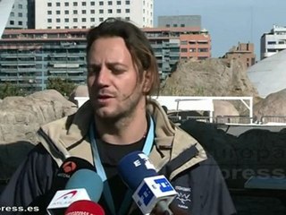 Entrenamiento de leones marinos para salvamento